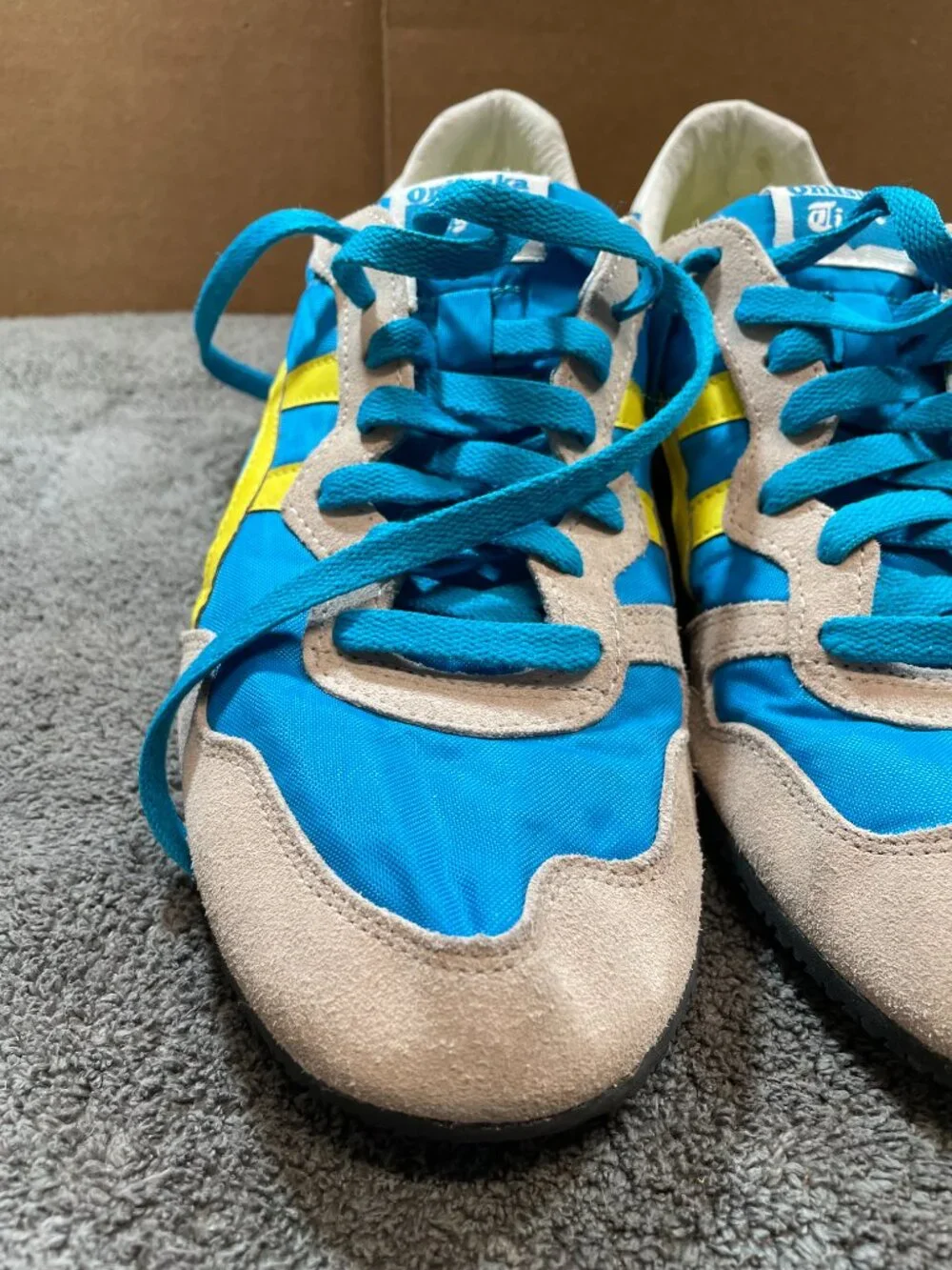 Onitsuka Tiger Serrano Sneakers Shoes Mens Size 9 White Blue Yellow Suede D109L